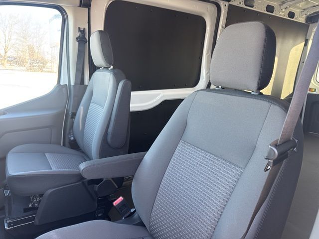 2026 Ford Transit-250 Base Random Lake WI