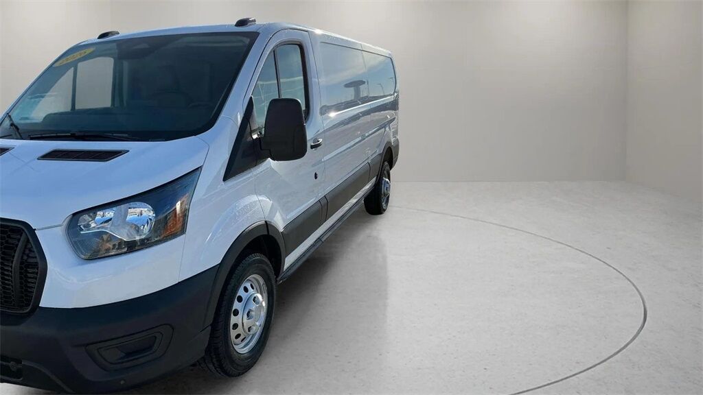 2026 Ford Transit-250