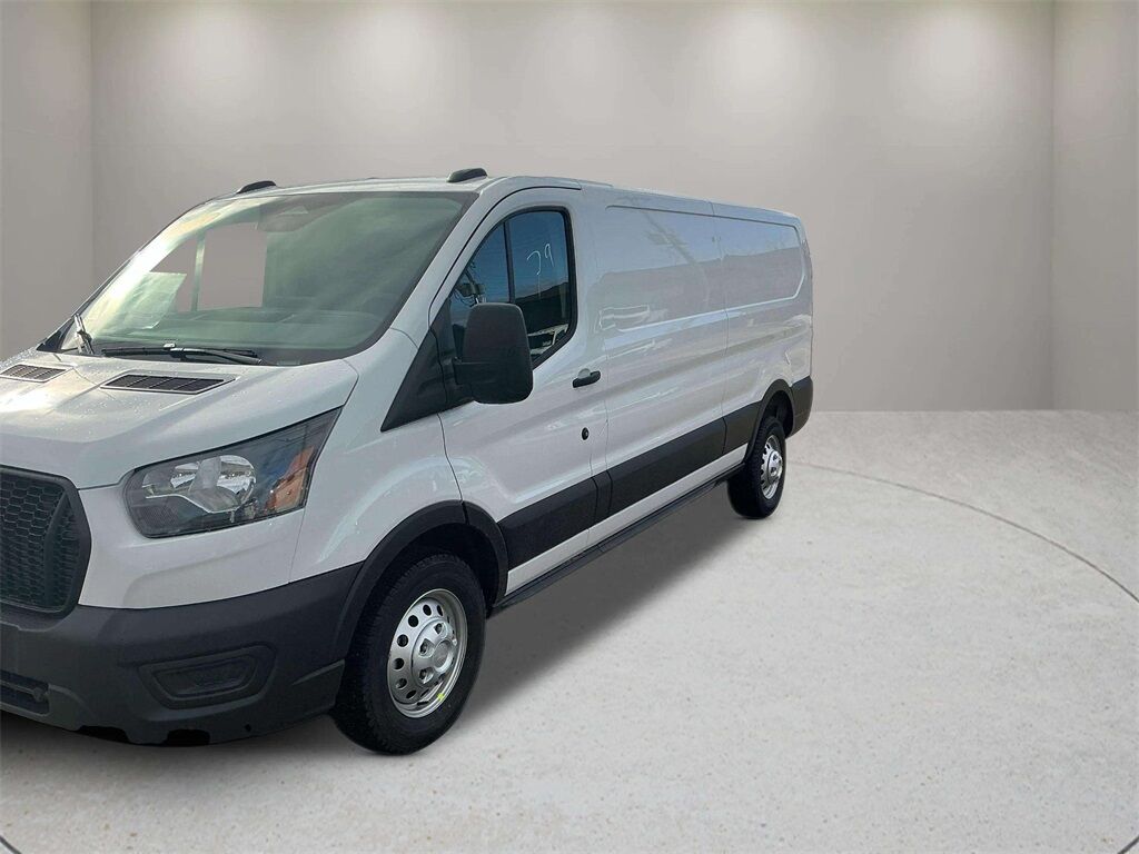 2026 Ford Transit-250