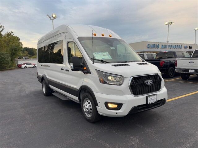 2026 Ford Transit-350