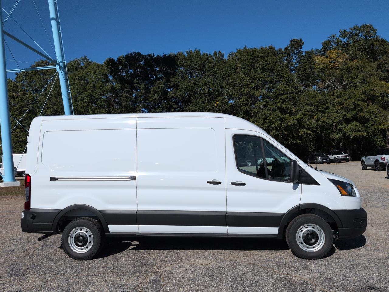 2026 Ford Transit Cargo Van Base