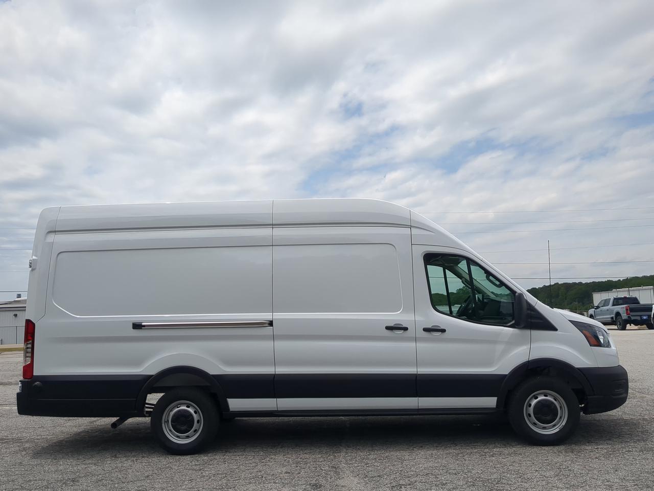 2026 Ford Transit Cargo Van