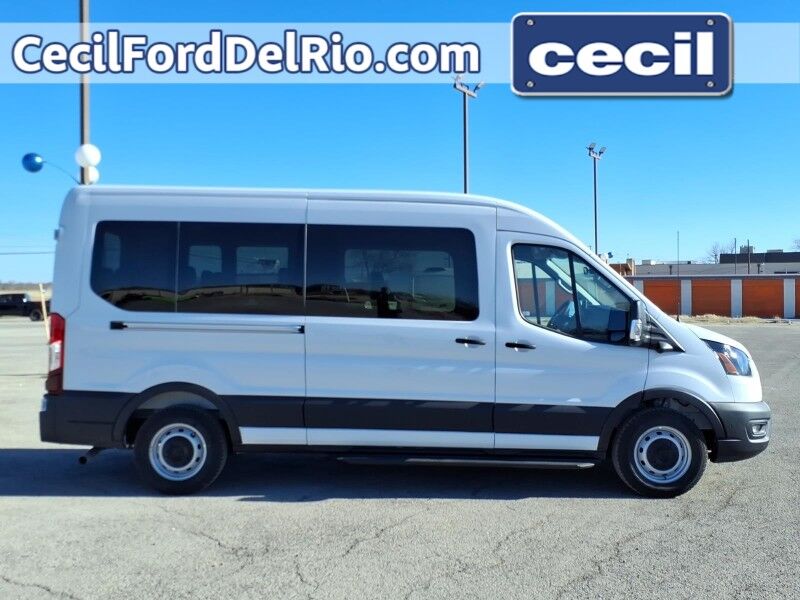 2026 Ford Transit Passenger Wagon XL