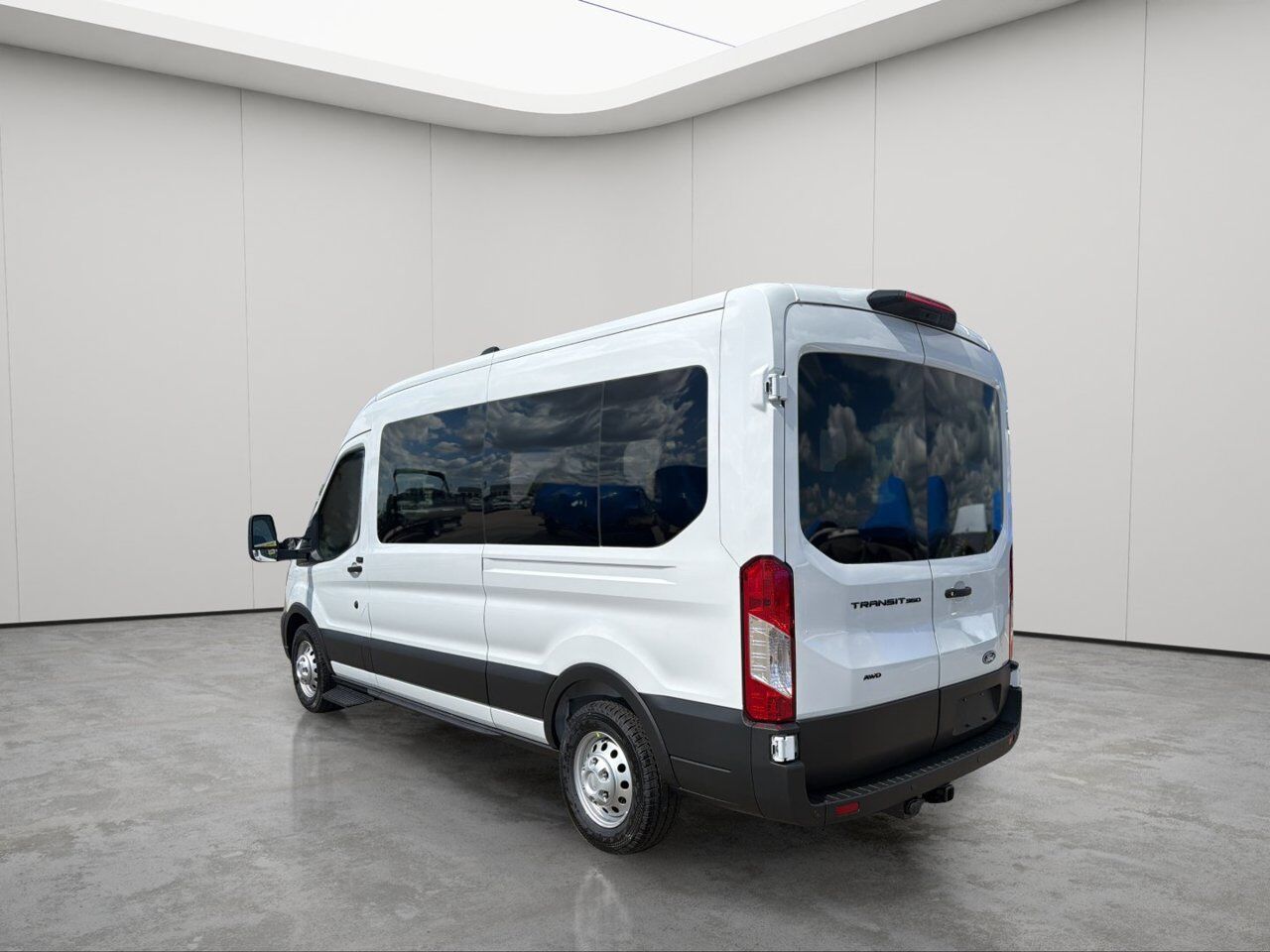 2026 Ford Transit Passenger Wagon XL