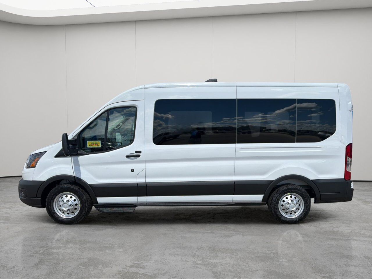 2026 Ford Transit Passenger Wagon XL