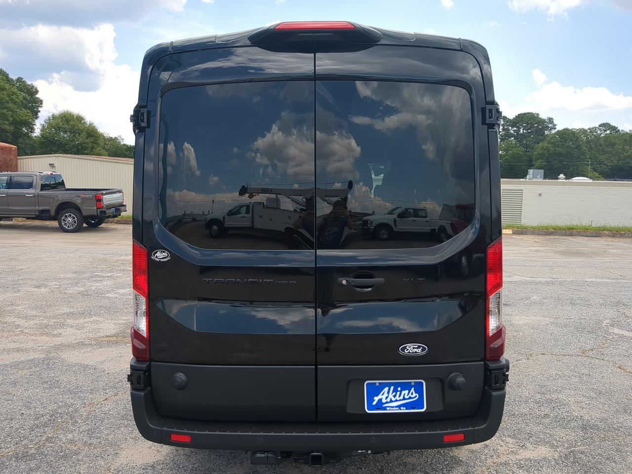 2026 Ford Transit Passenger Wagon XLT Appleton WI