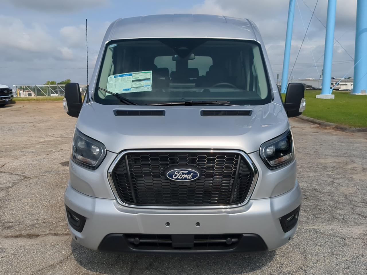 2026 Ford Transit Passenger Wagon XLT Appleton WI