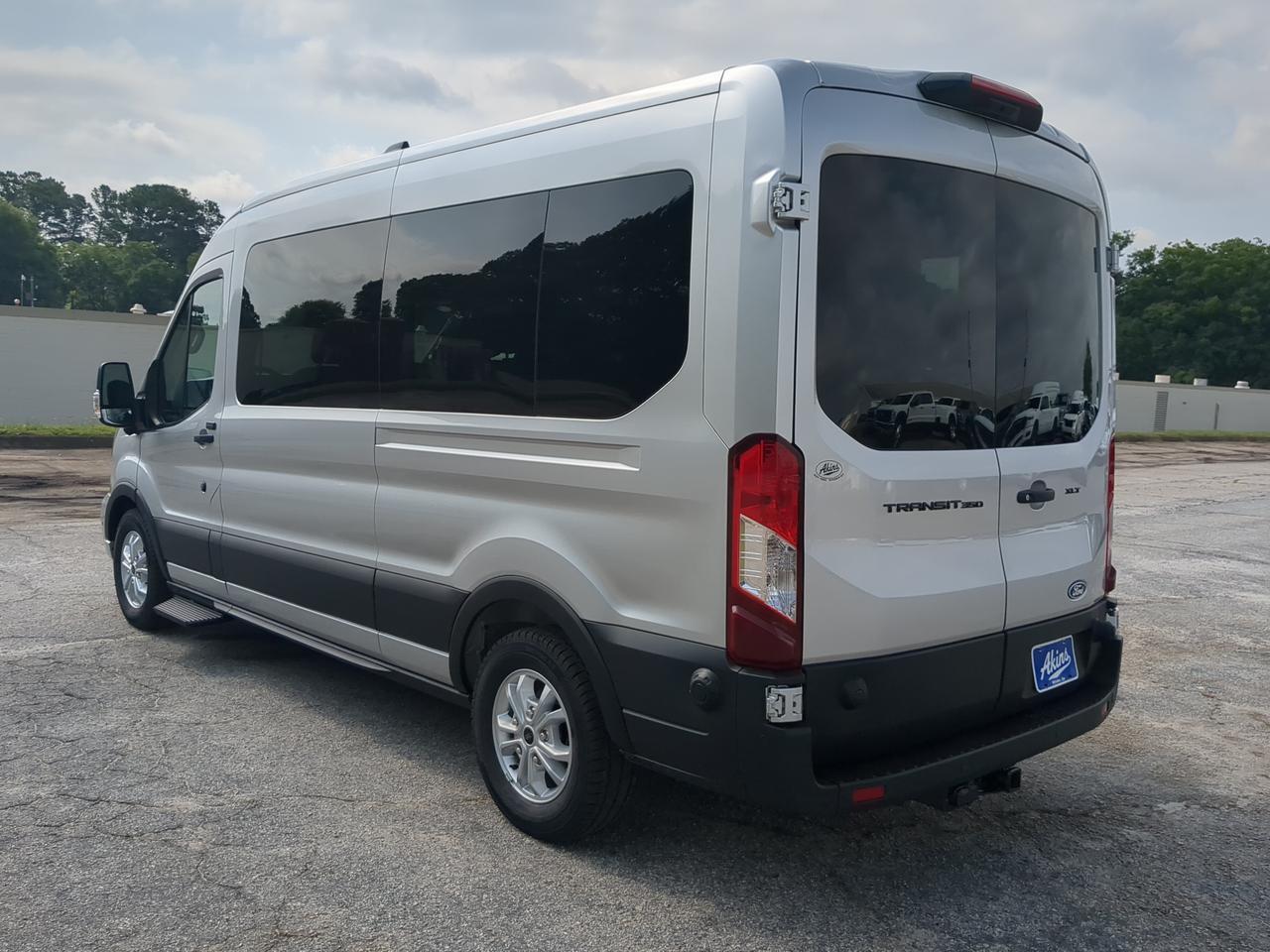 2026 Ford Transit Passenger Wagon XLT Appleton WI