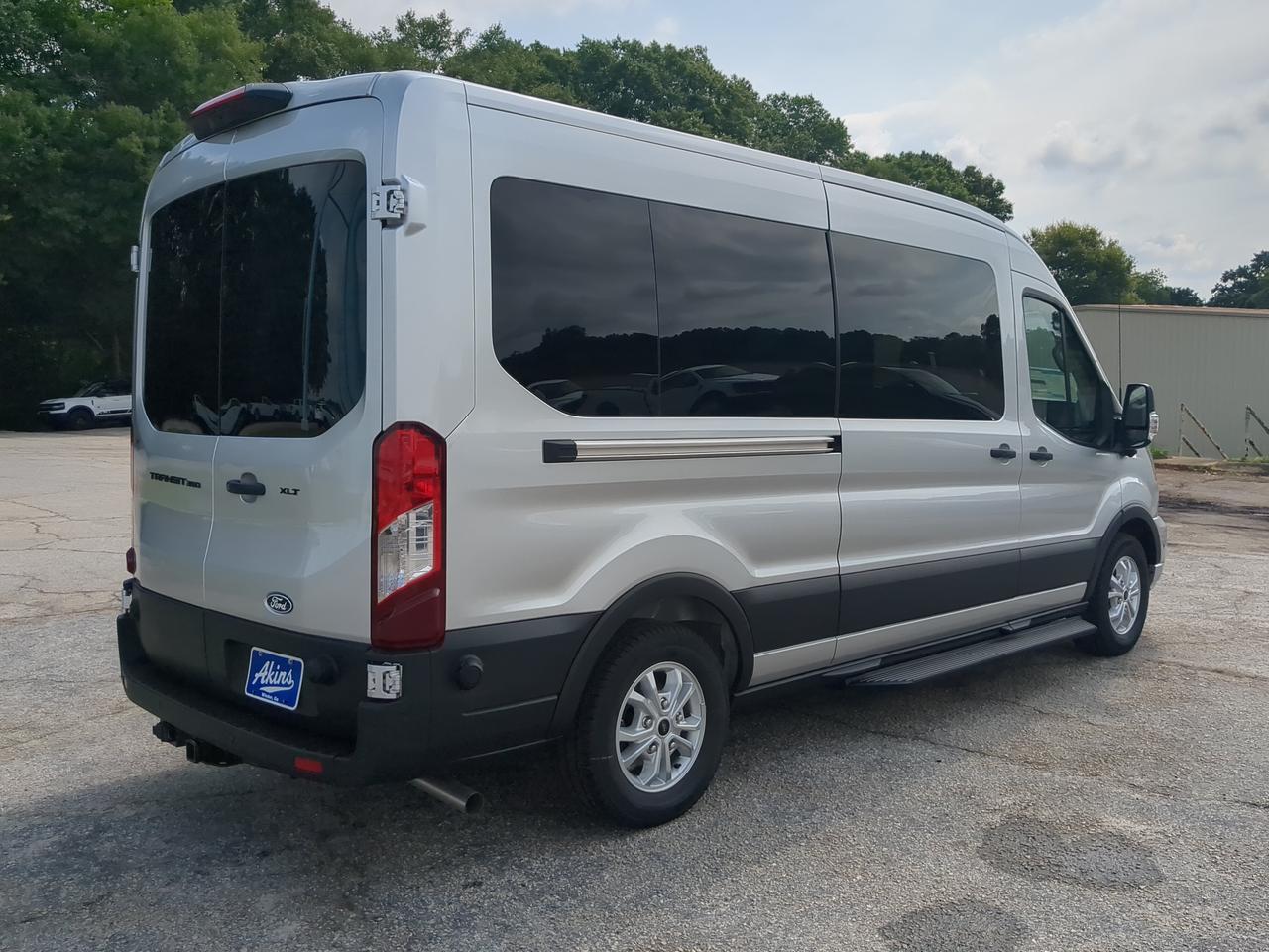 2026 Ford Transit Passenger Wagon XLT Appleton WI