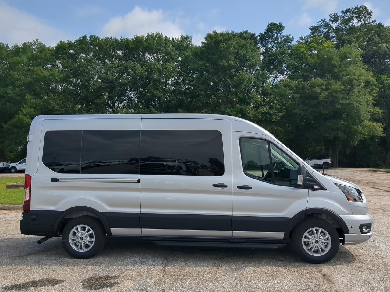 2026 Ford Transit Passenger Wagon XLT Appleton WI