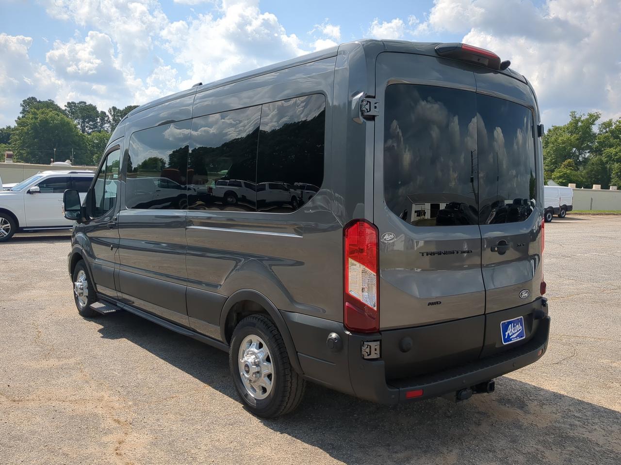 2026 Ford Transit Passenger Wagon XLT Appleton WI