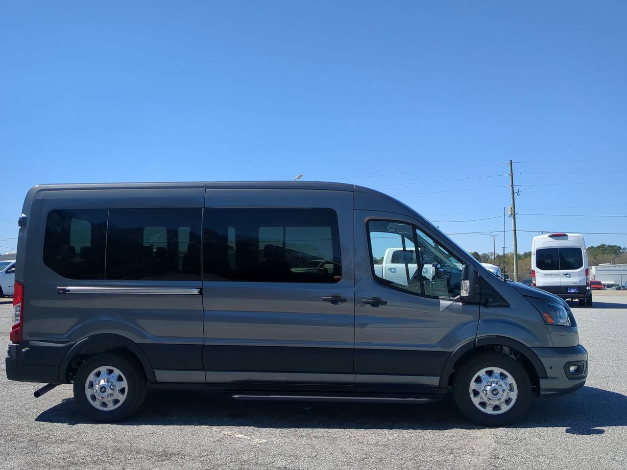2026 Ford Transit Passenger Wagon XLT Appleton WI
