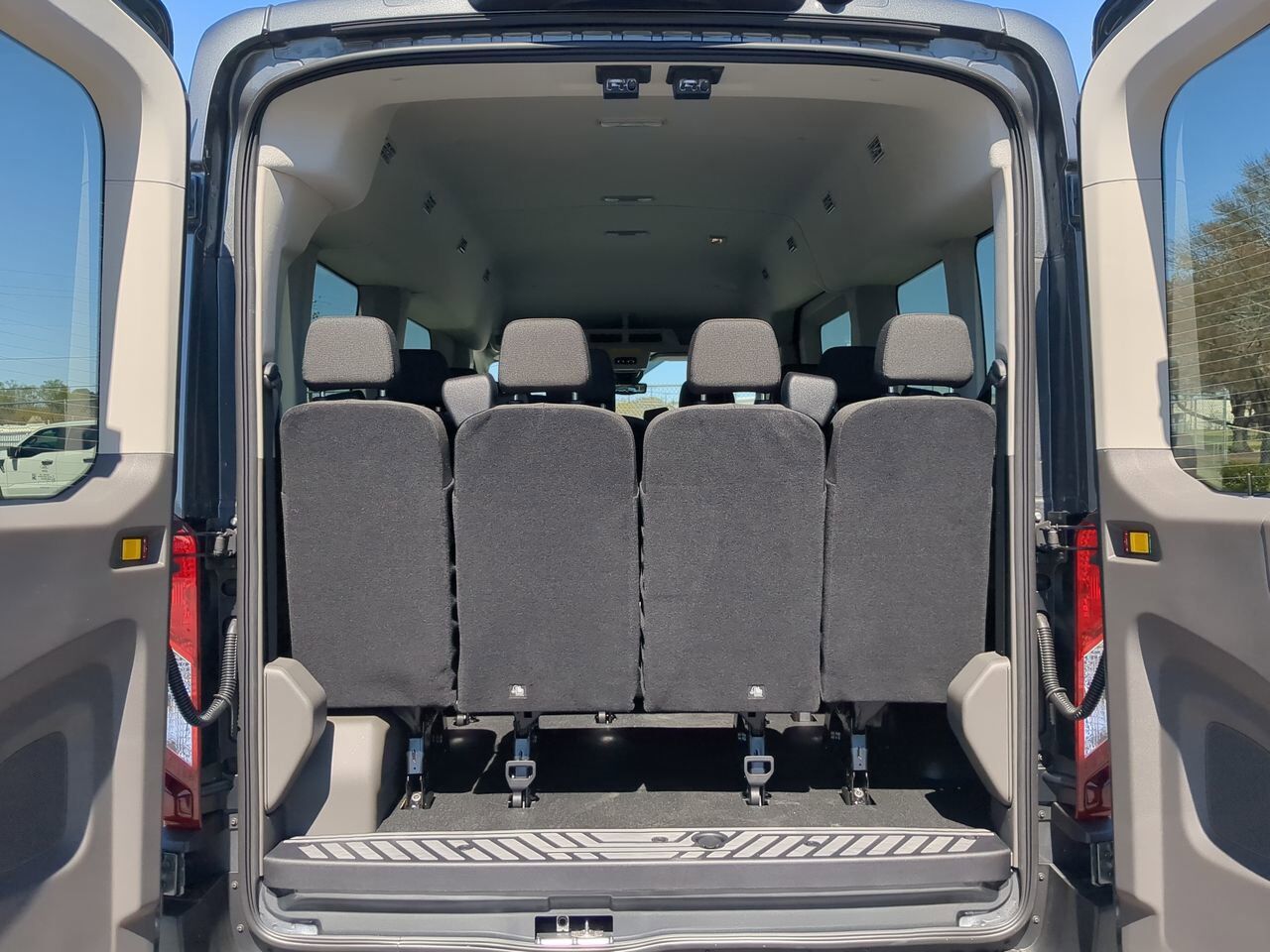 2026 Ford Transit Passenger Wagon XLT Appleton WI