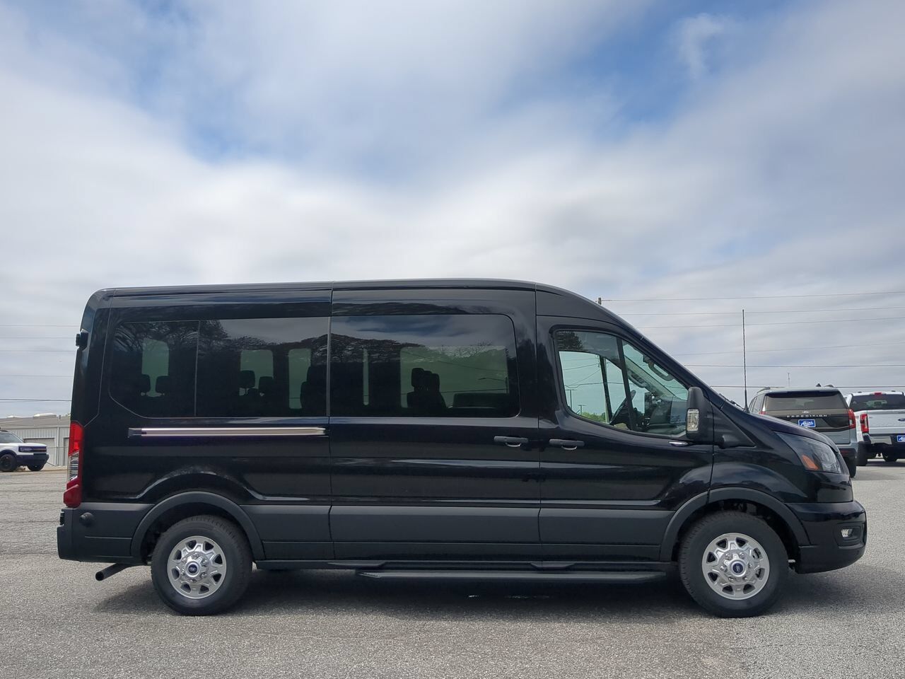 2026 Ford Transit Passenger Wagon XLT Appleton WI