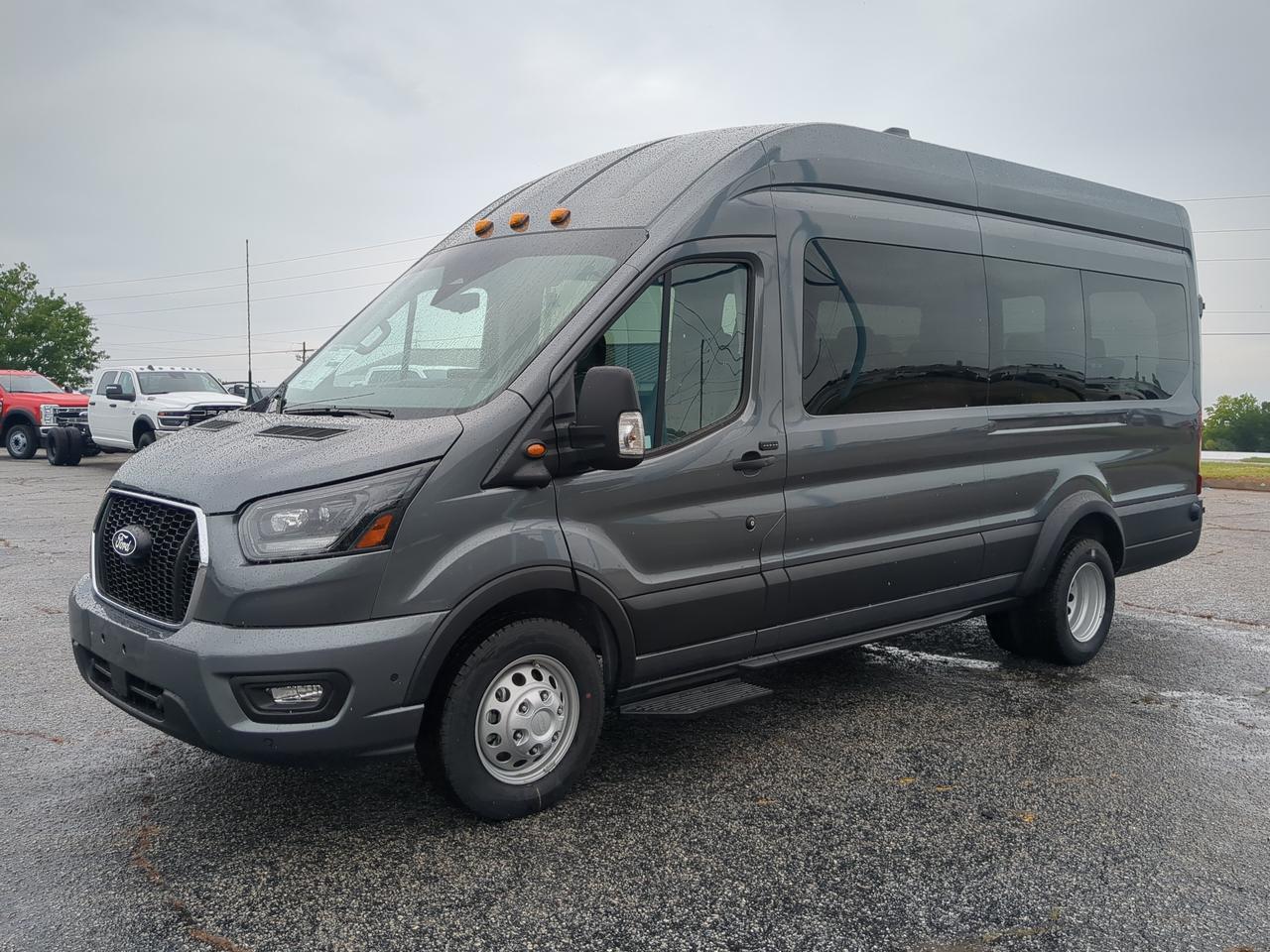2026 Ford Transit Passenger Wagon XLT Appleton WI