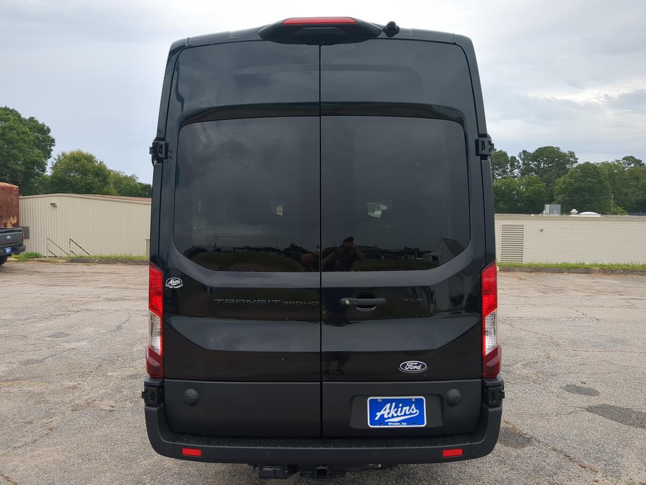 2026 Ford Transit Passenger Wagon XLT Appleton WI