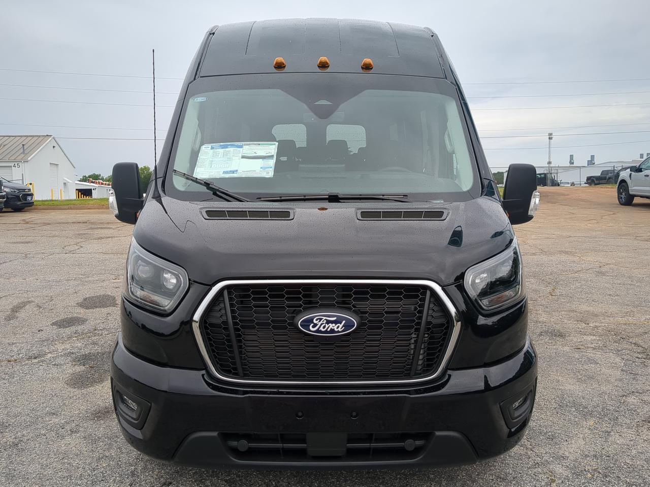 2026 Ford Transit Passenger Wagon XLT Appleton WI