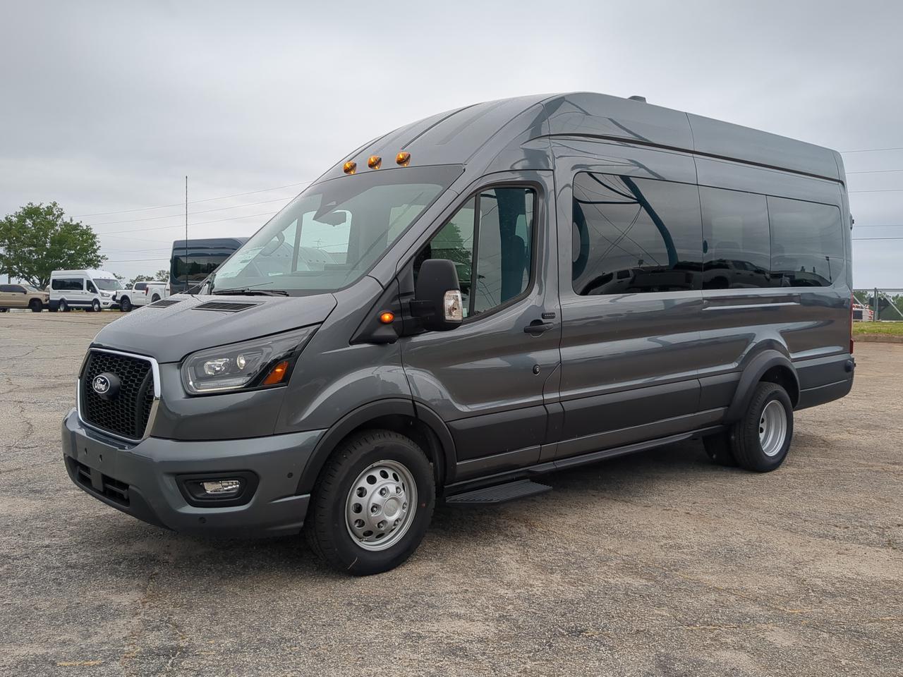2026 Ford Transit Passenger Wagon XLT Appleton WI