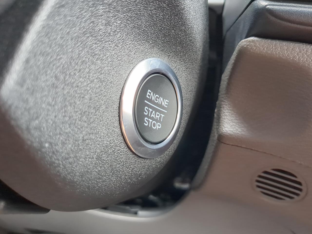 2026 Ford Transit Passenger Wagon XLT Appleton WI