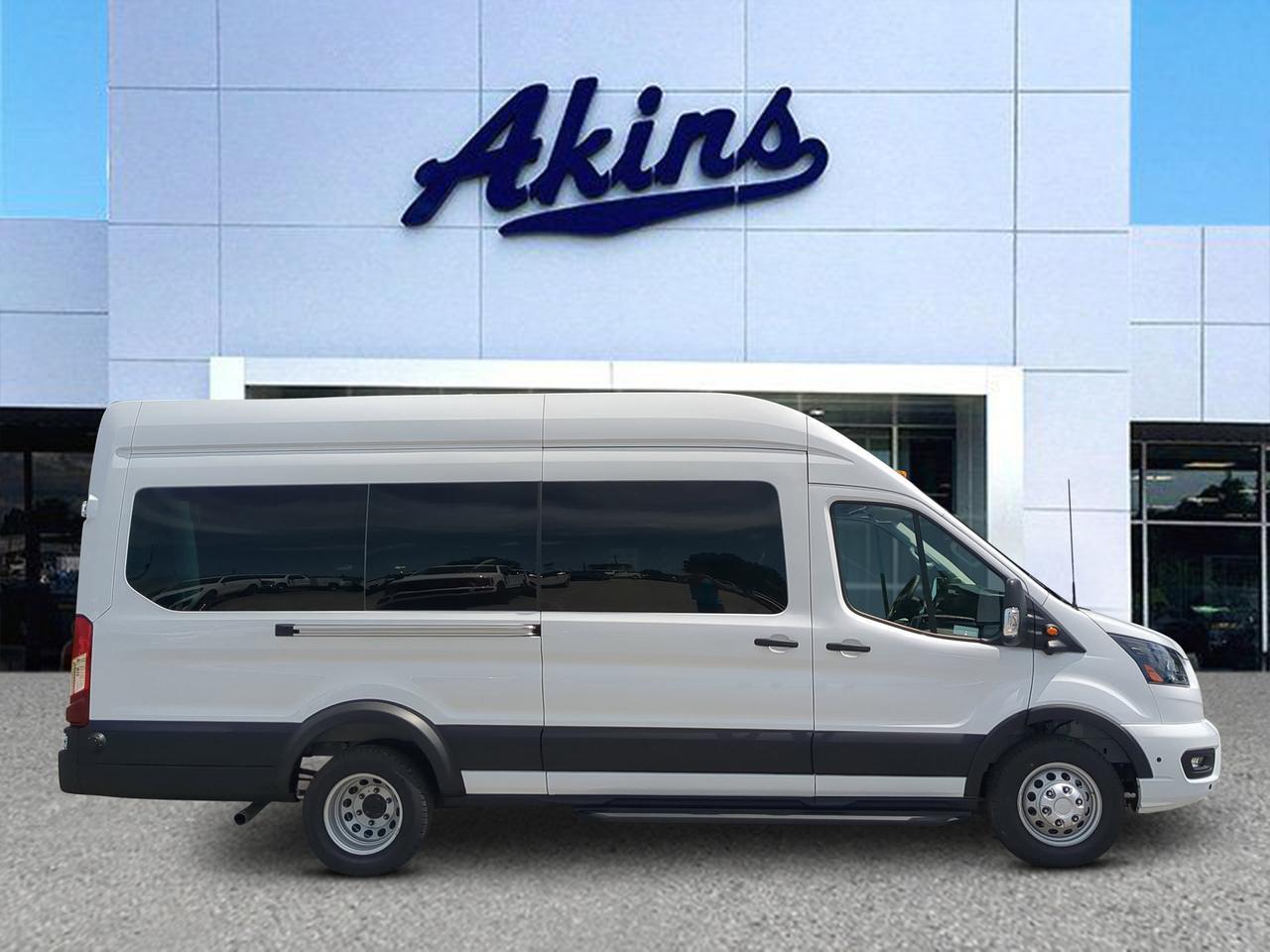 2026 Ford Transit Passenger Wagon