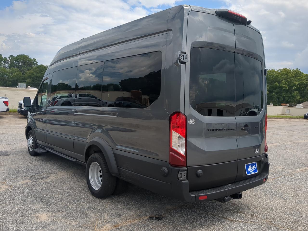2026 Ford Transit Passenger Wagon XLT Appleton WI