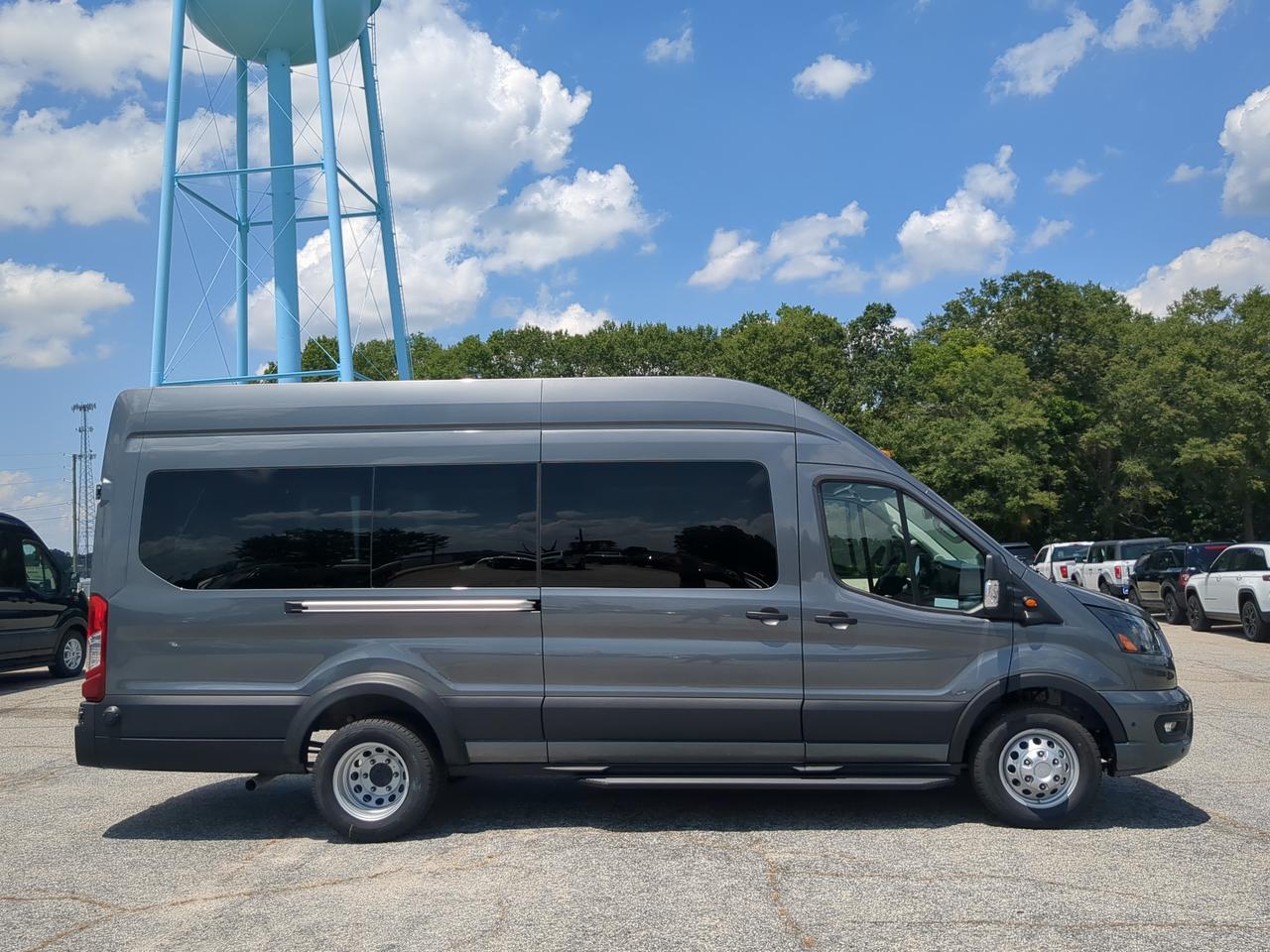 2026 Ford Transit Passenger Wagon XLT Appleton WI