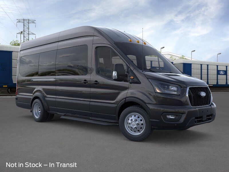2026 Ford Transit Passenger Wagon XLT Appleton WI
