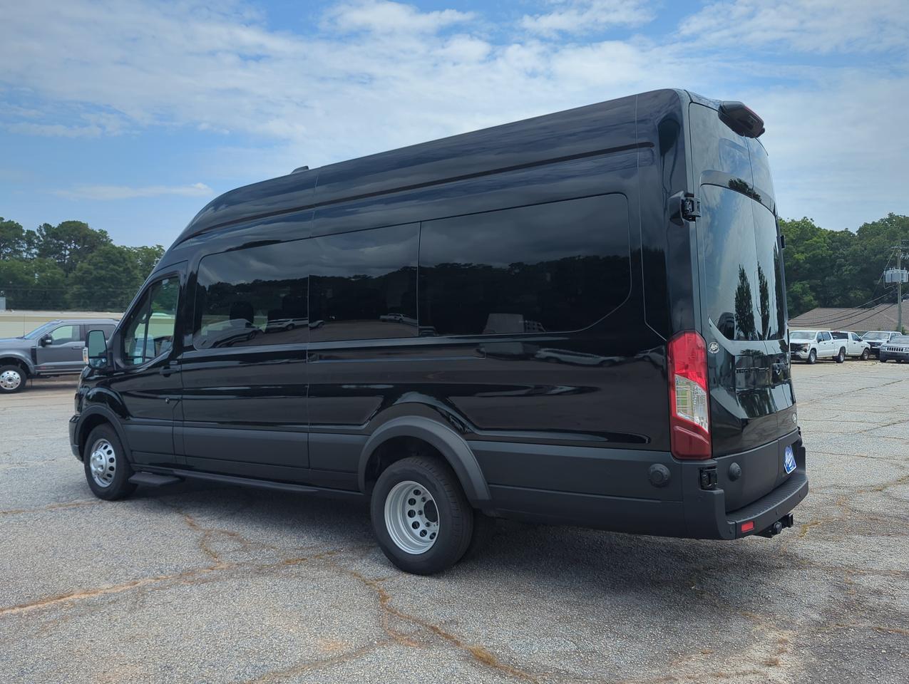 2026 Ford Transit Passenger Wagon XLT Appleton WI