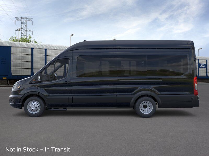 2026 Ford Transit Passenger Wagon XLT Appleton WI