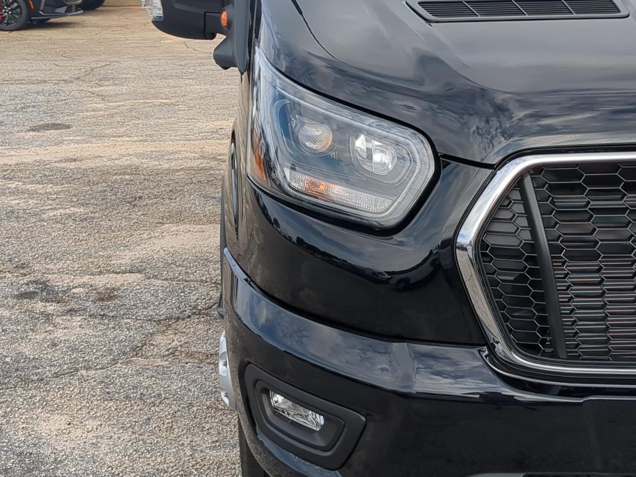 2026 Ford Transit Passenger Wagon XLT Appleton WI