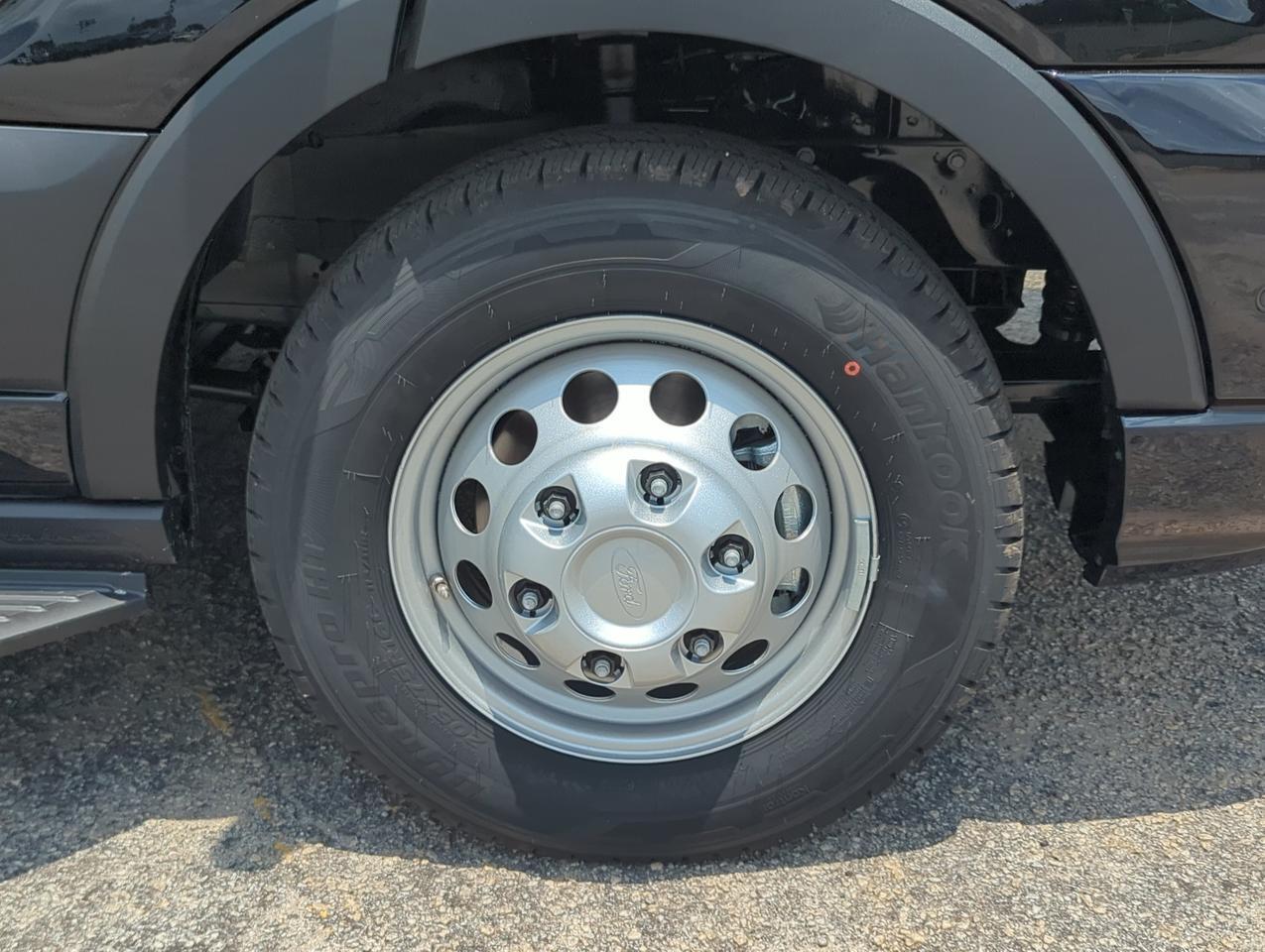 2026 Ford Transit Passenger Wagon XLT Appleton WI