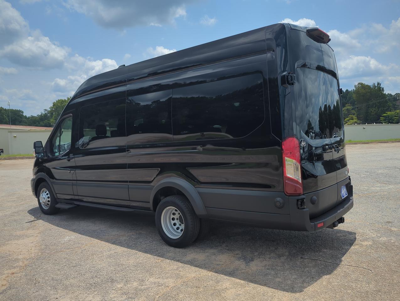 2026 Ford Transit Passenger Wagon XLT Appleton WI