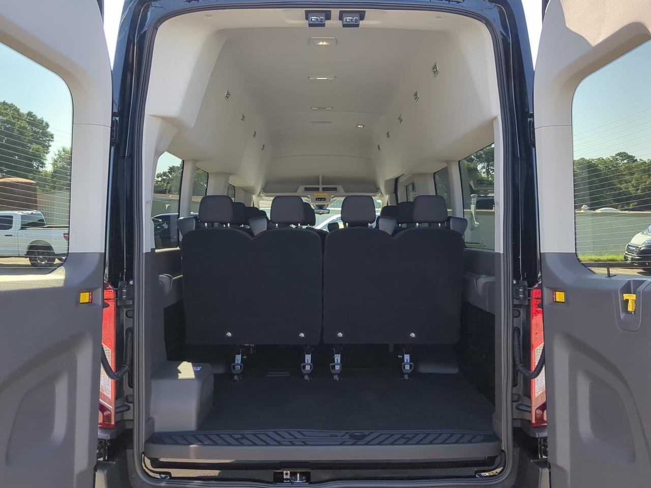 2026 Ford Transit Passenger Wagon XLT Appleton WI