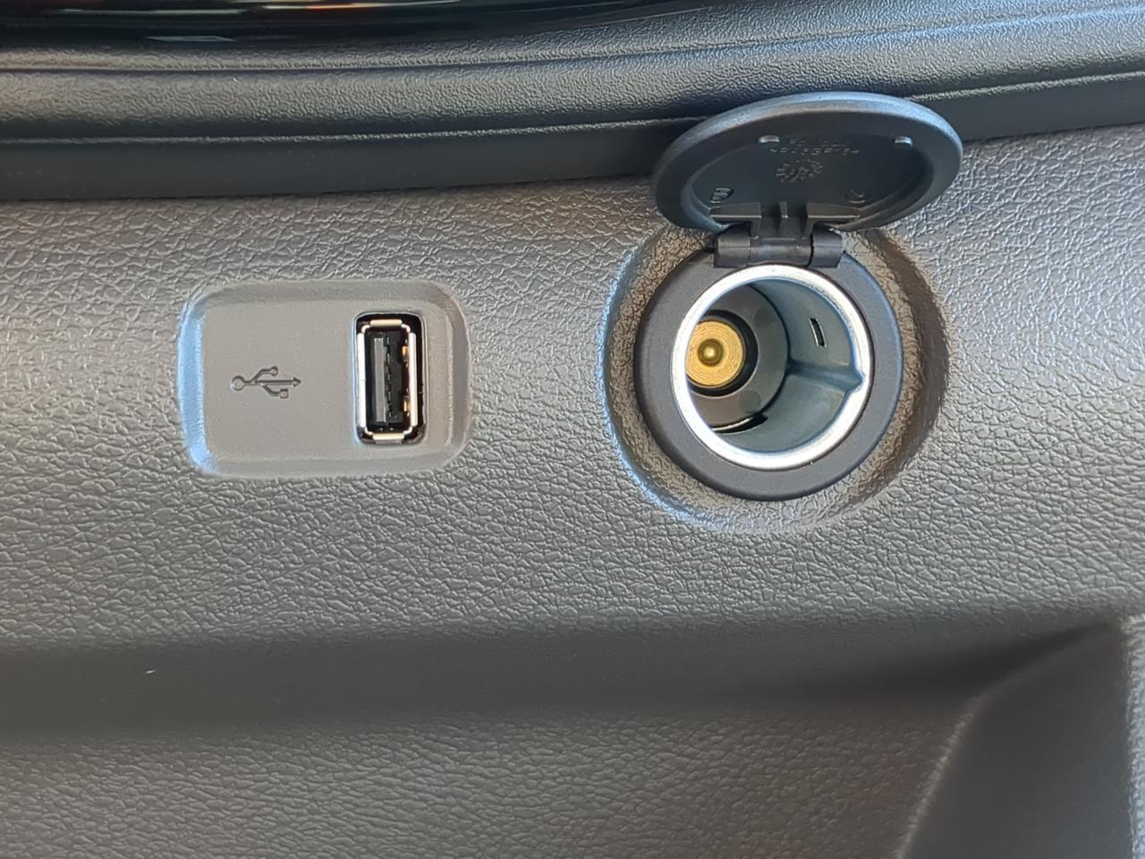 2026 Ford Transit Passenger Wagon XLT Appleton WI