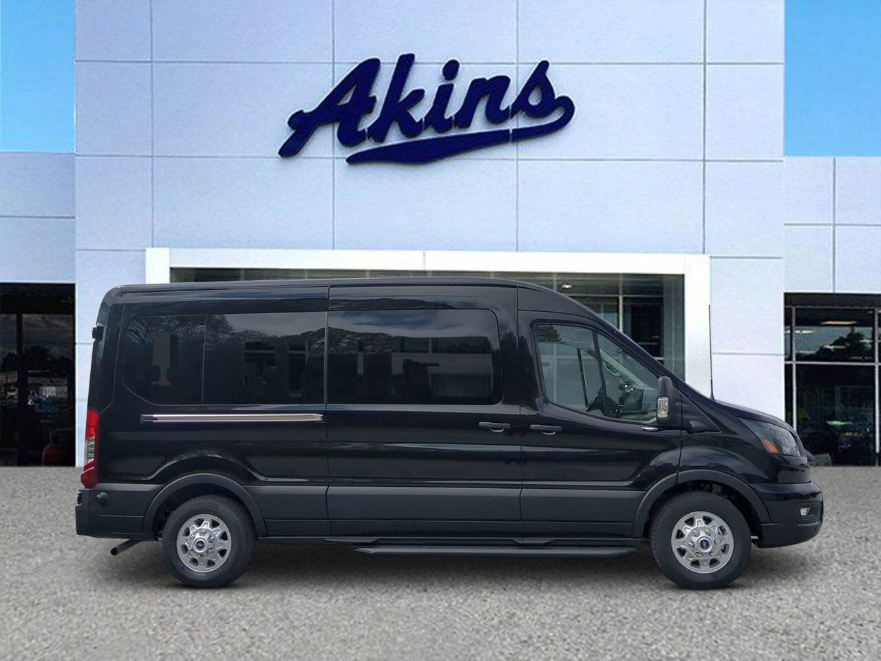 2026 Ford Transit Passenger Wagon XLT