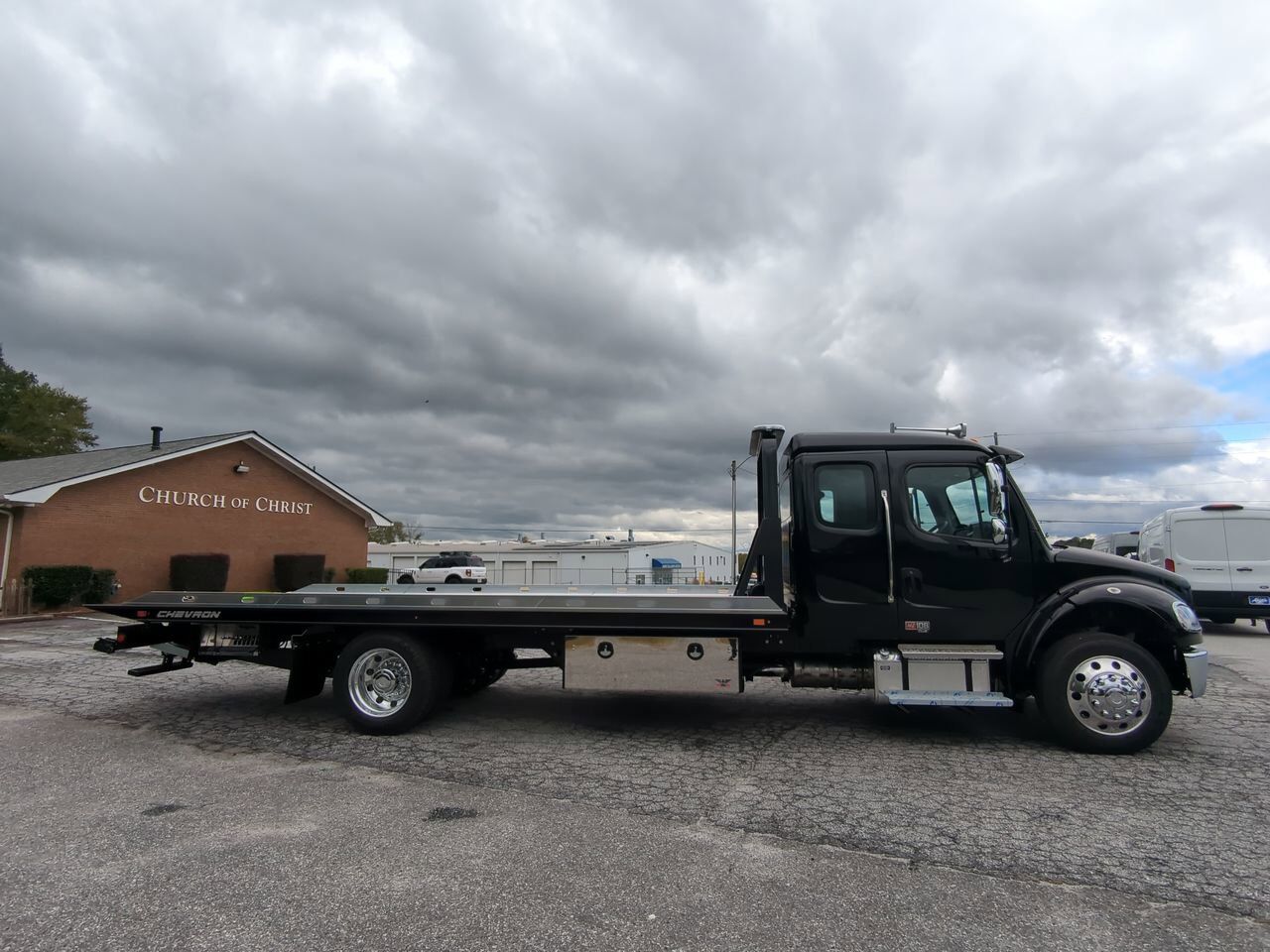 2026 Freightliner M2 Extended Cab equipped with 21.5ft Chevron LCG Rollback Winder GA
