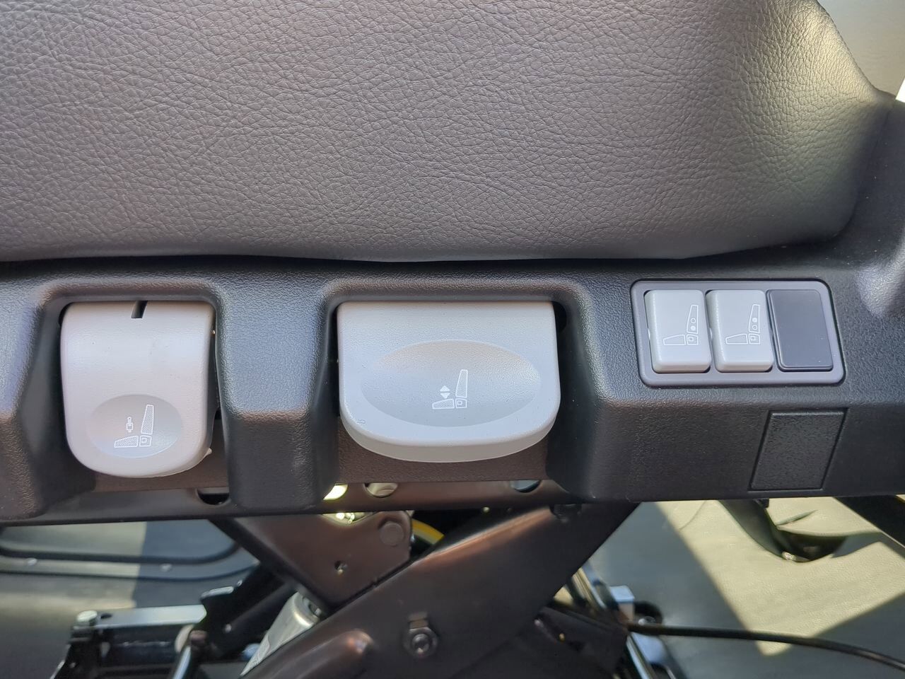 2026 Freightliner M2 Extended Cab equipped with Vulcan 2465 Wrecker Winder GA