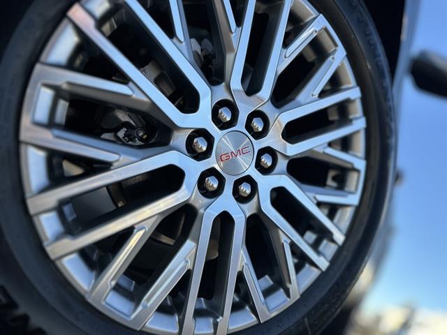 2026 GMC Acadia 4DR DENALI