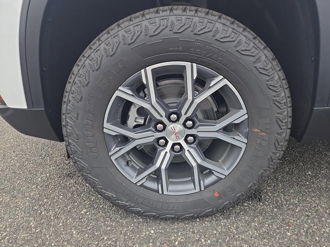 2026 GMC Acadia AT4 Fredericksburg VA
