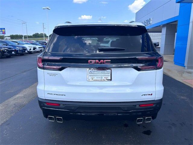 2026 GMC Acadia AWD AT4 Farmington MO