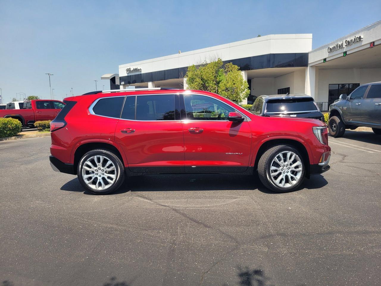 2026 GMC Acadia AWD Denali