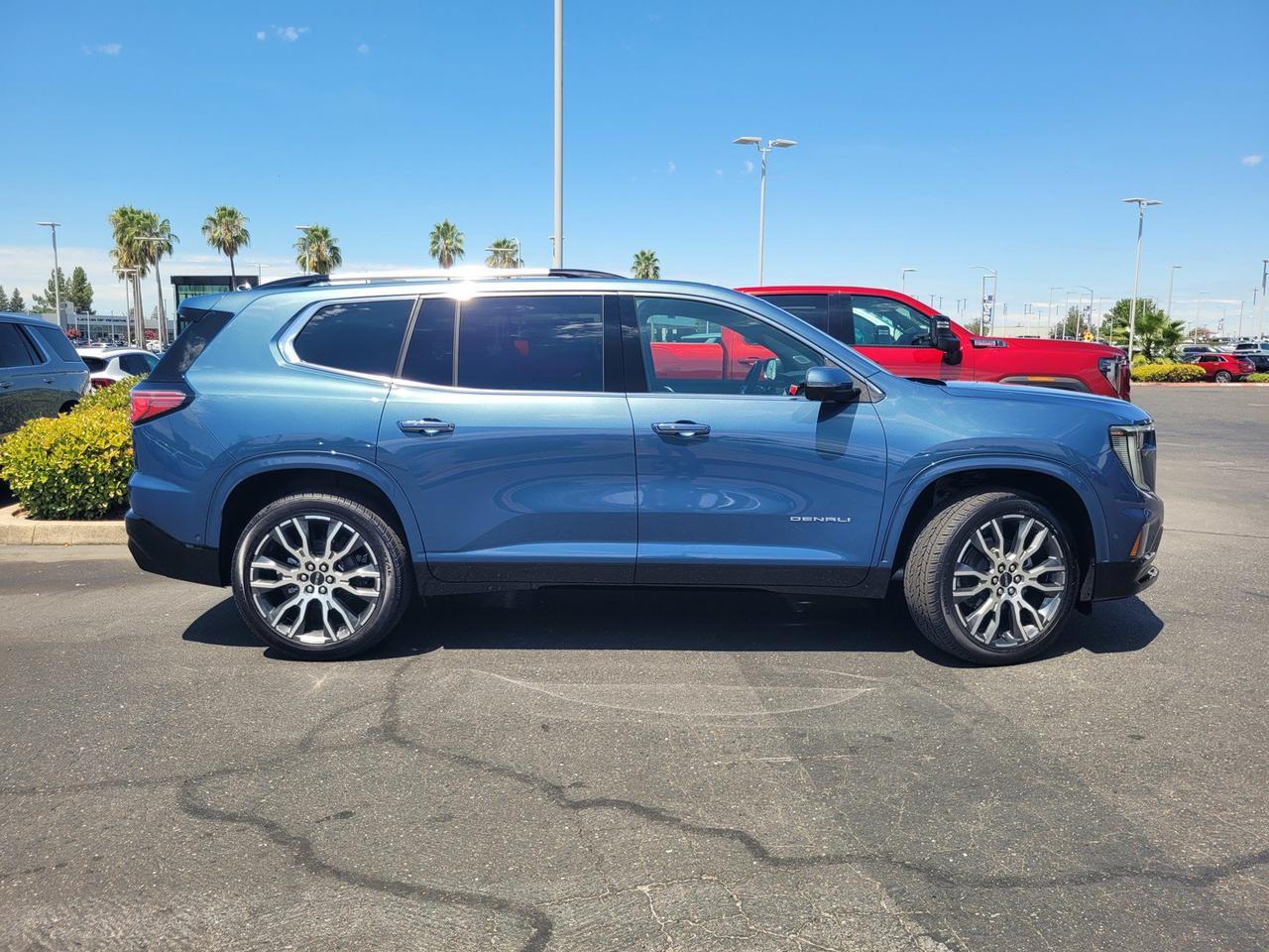 2026 GMC Acadia AWD Denali Ultimate