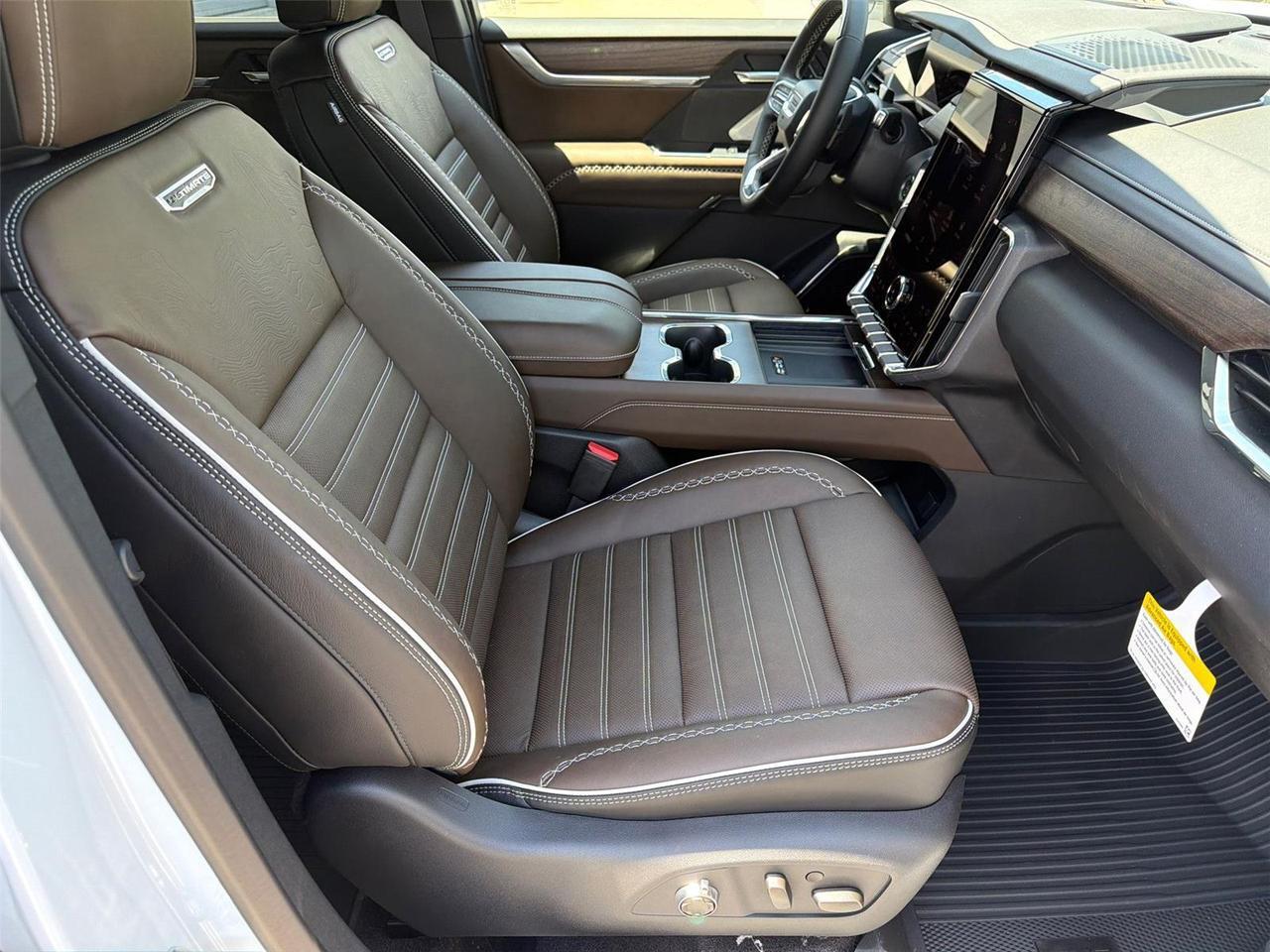 2026 GMC Acadia AWD Denali Ultimate Hagerstown MD