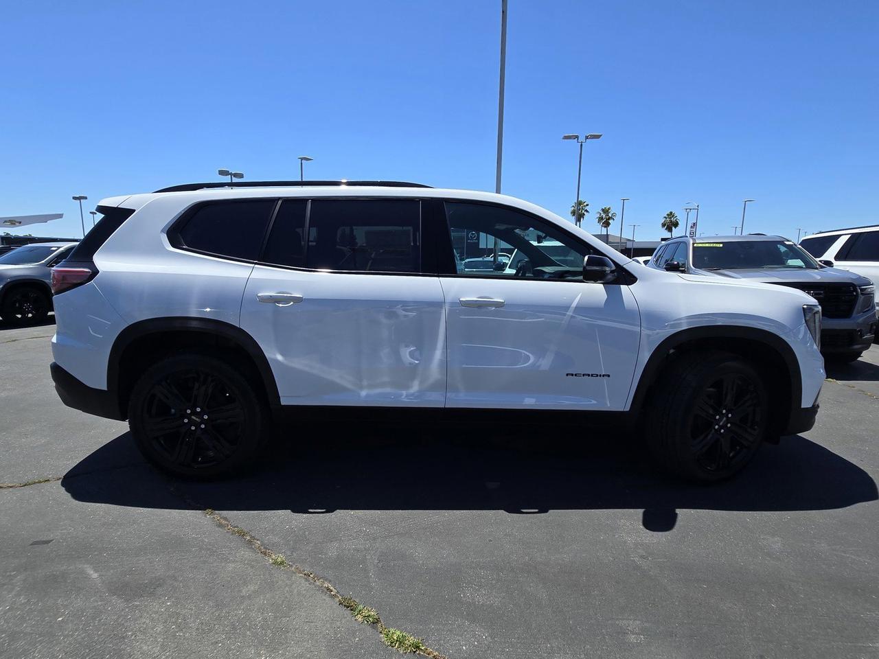 2026 GMC Acadia AWD Elevation
