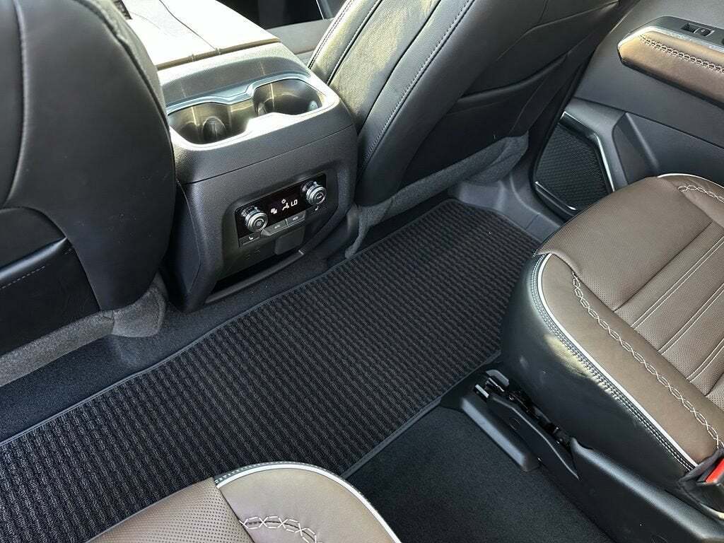 2026 GMC Acadia Denali Ultimate Tucson AZ