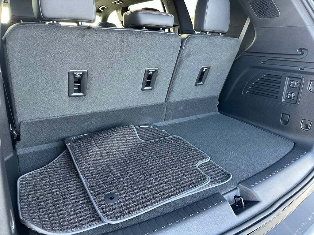 2026 GMC Acadia Denali Ultimate Tucson AZ