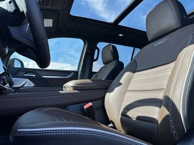 2026 GMC Acadia Denali Ultimate Tucson AZ