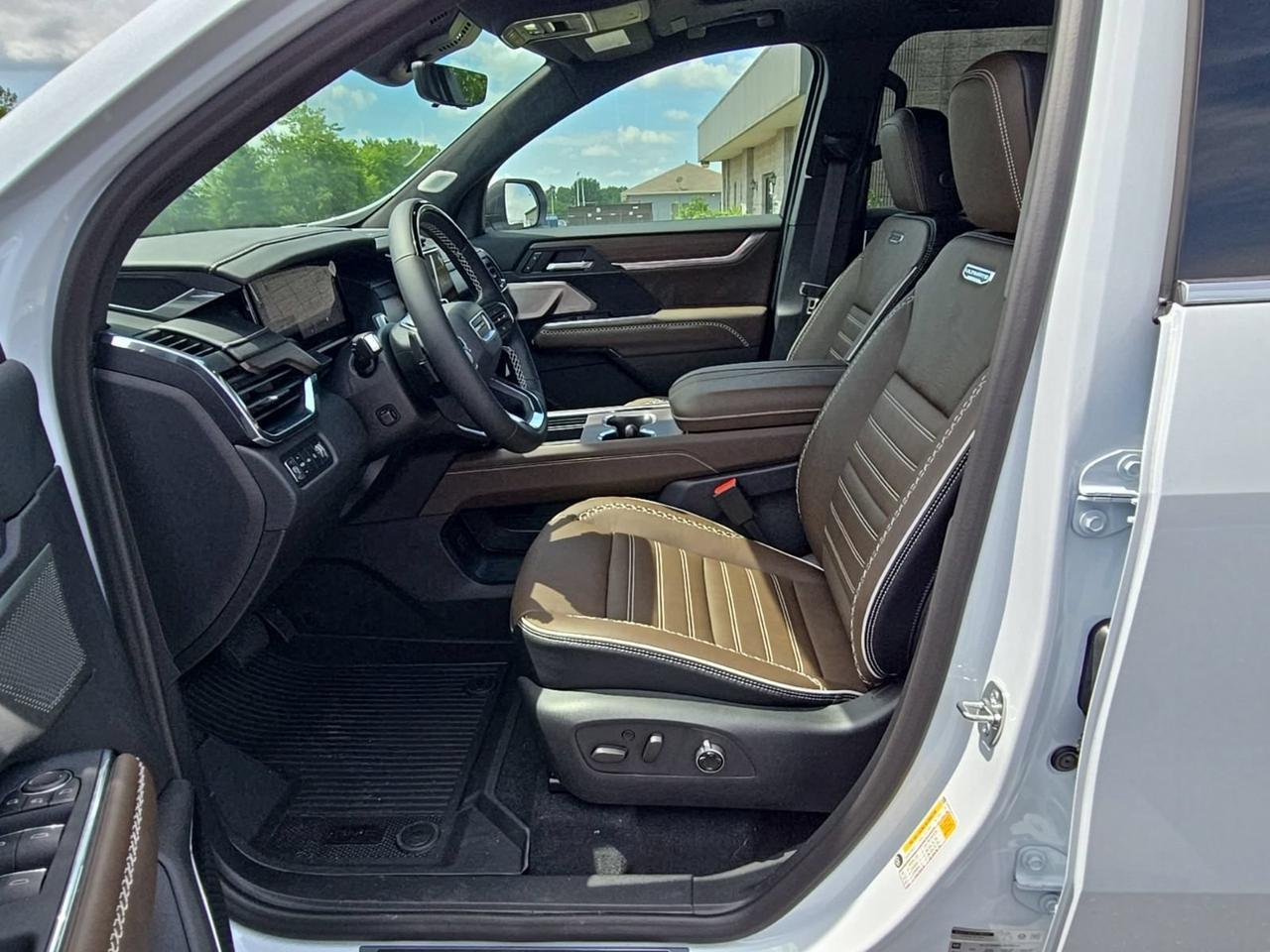 2026 GMC Acadia Denali Ultimate Fredericksburg VA