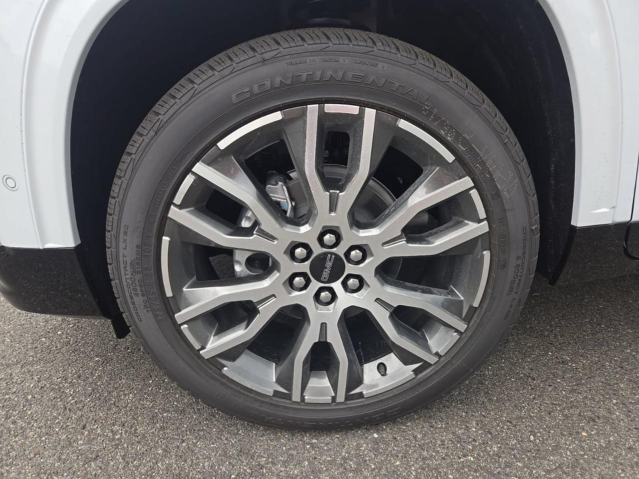 2026 GMC Acadia Denali Ultimate Fredericksburg VA