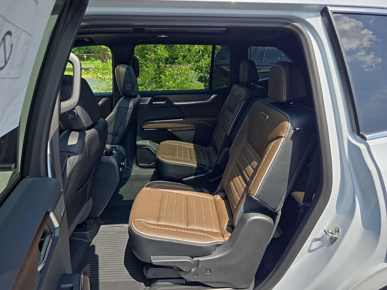 2026 GMC Acadia Denali Ultimate Fredericksburg VA